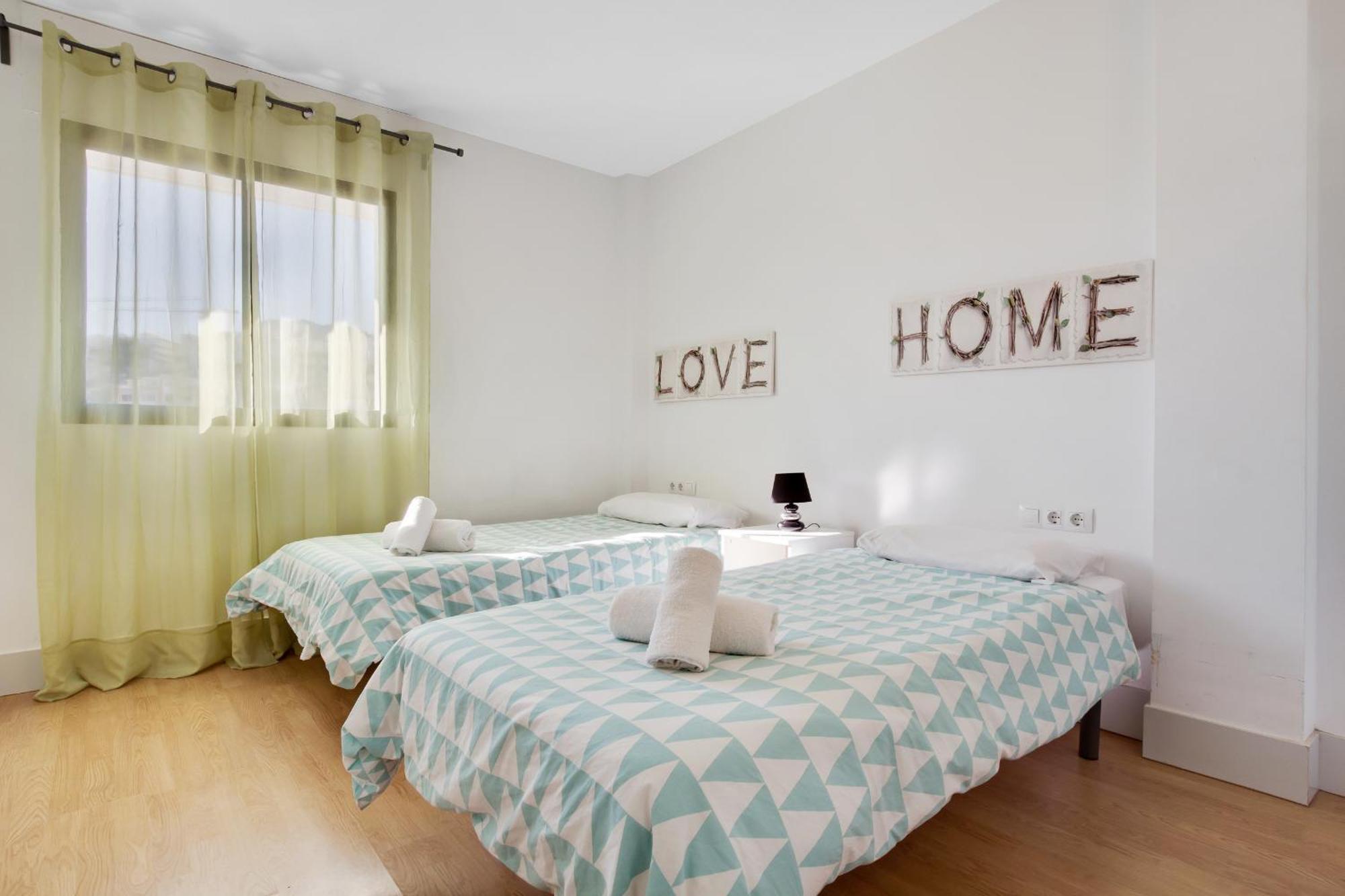 Apartamento Carihuela Playa by IVI Real Estate Torremolinos Exterior foto