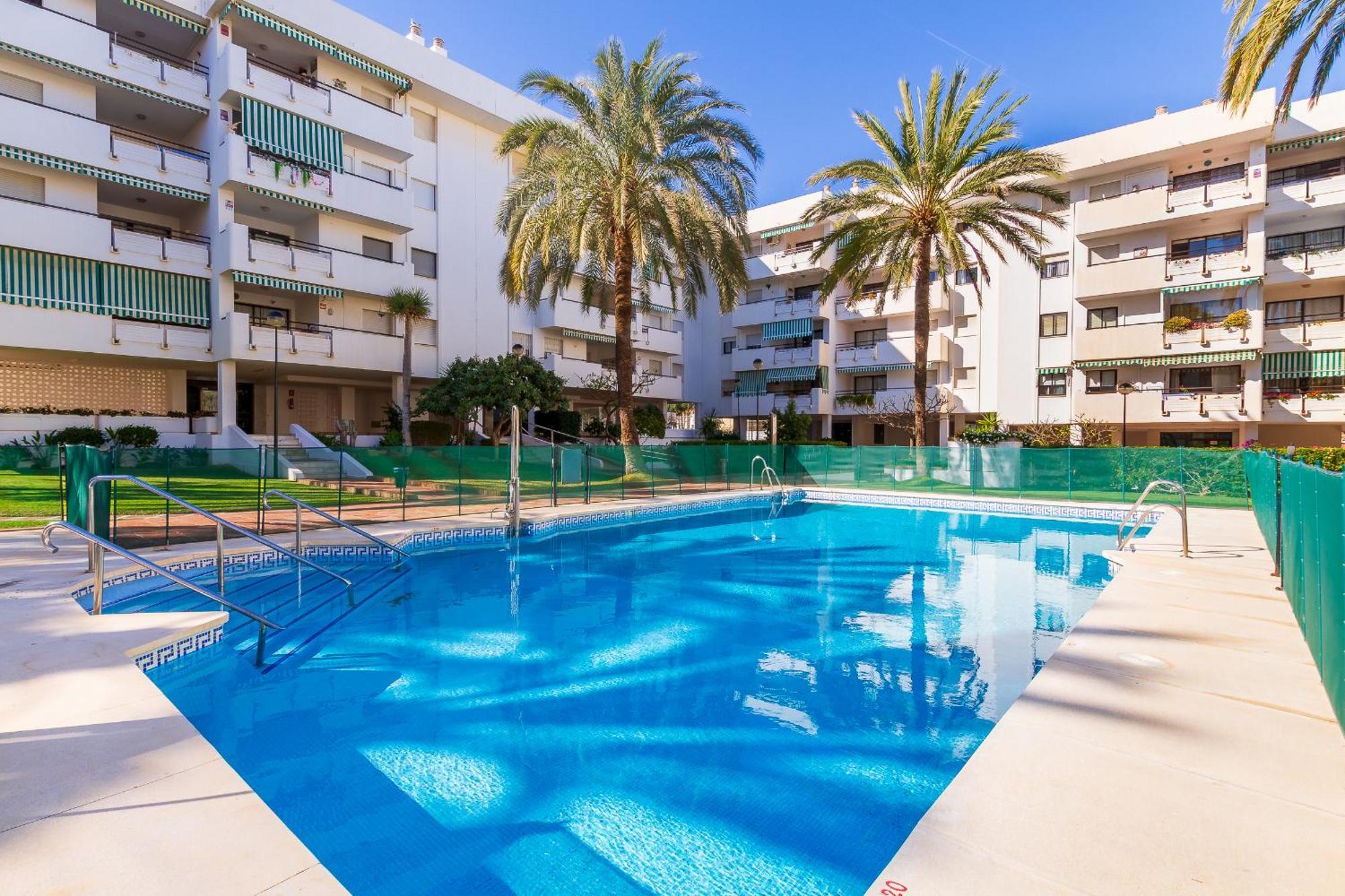 Apartamento Carihuela Playa by IVI Real Estate Torremolinos Exterior foto