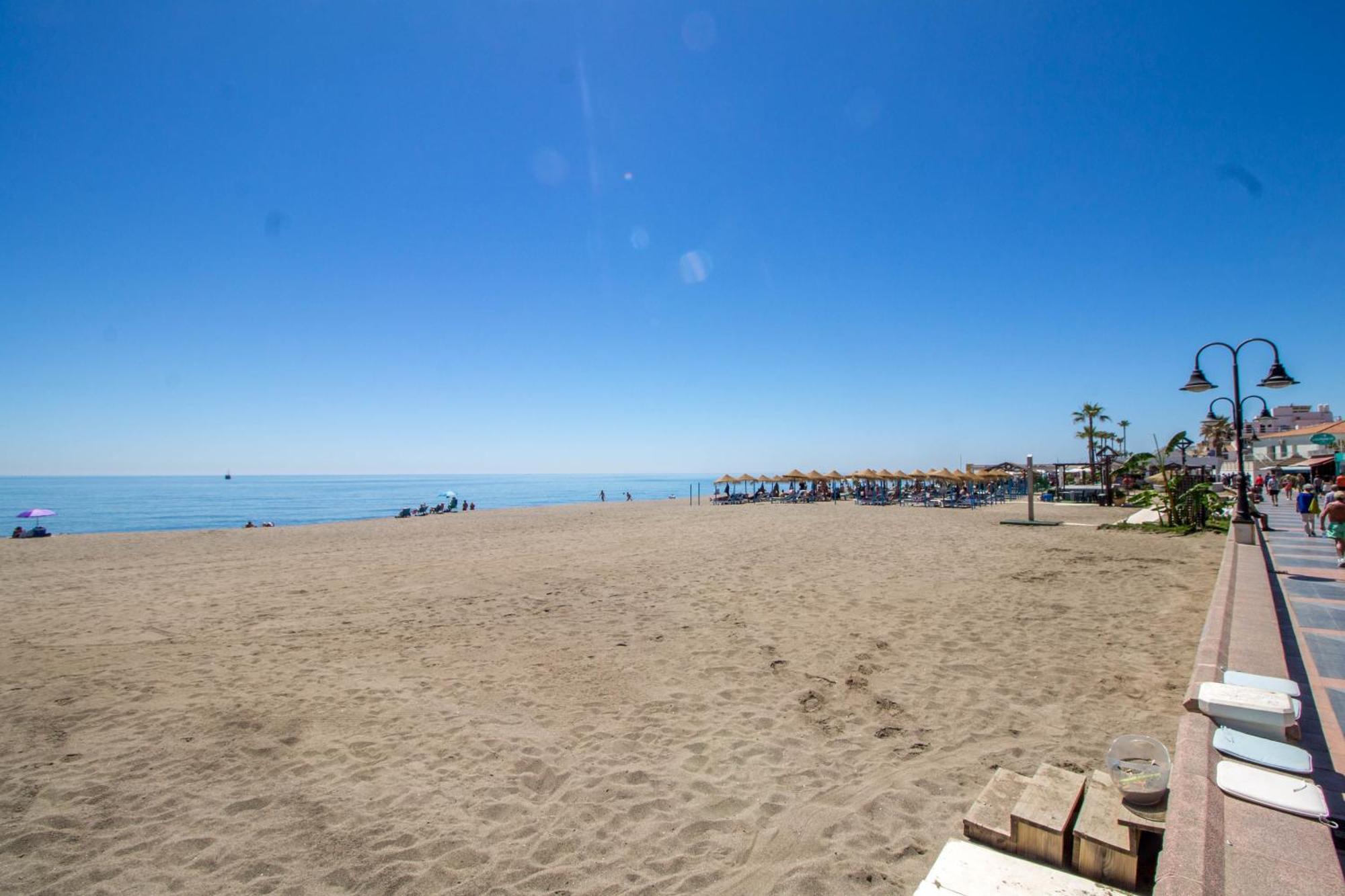 Apartamento Carihuela Playa by IVI Real Estate Torremolinos Exterior foto